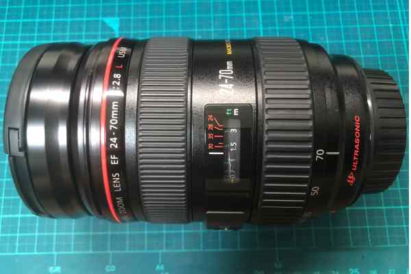 【レンズ買取】キヤノン Canon Zoom Lens EF 24-70mm F2.8 L USM MACRO シャッター不可（エラー01）の査定価格