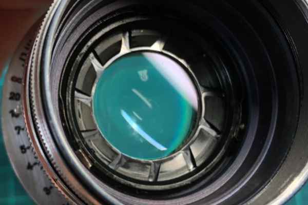 Zeiss Opton Sonnar 50mm F1.5 T Leica Mマウント 絞り羽根油浮き、動作粘り、レンズ内汚れ付着