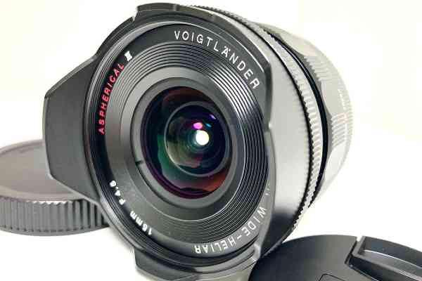 【レンズ買取】フォクトレンダー Voigtlander SUPER WIDE-HELIAR 15mm F4.5 Aspherical III Sony Eマウント 美品の査定価格