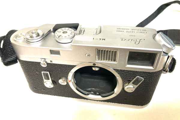 【カメラ買取】ライカ Leica M4 ボディ クローム ファインダークモリ レンジファインダーフィルムカメラの査定価格