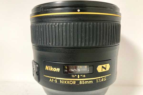 【レンズ買取】ニコン Nikon AF-S NIKKOR 85mm F1.4 G 美品の査定価格