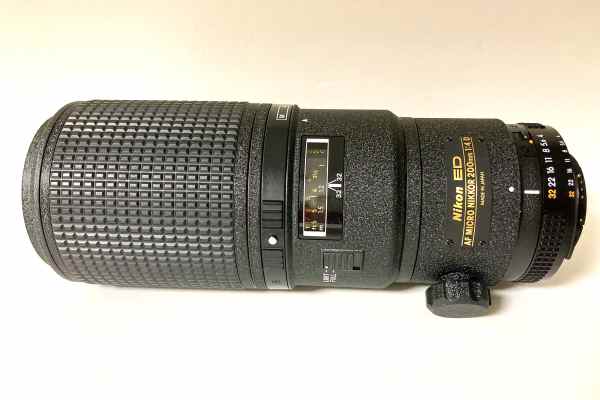 【レンズ買取】ニコン Nikon AF MICRO NIKKOR 200mm F4D ED カビ・クモリありの査定価格