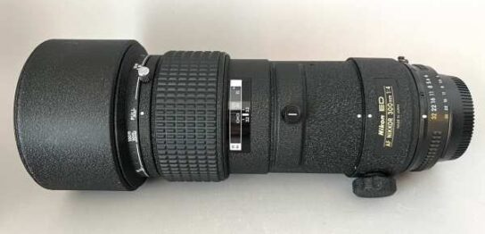 【レンズ買取】ニコン Nikon AF NIKKOR 300mm F4 ED カビありの査定価格