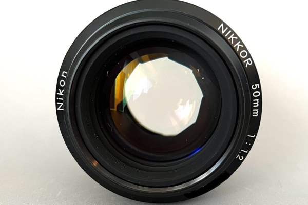 【レンズ買取】ニコン Nikon NIKKOR 50mm F1.2 Ai-s カビありの査定価格