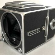 【カメラ買取】ハッセルブラッド HASSELBLAD 500C/M ボディ ＋ A12フィルムマガジン カビ・クモリの査定価格