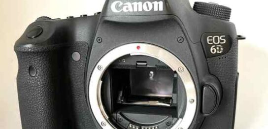 【カメラ買取】キヤノン Canon EOS 6D ボディ 美品の査定価格