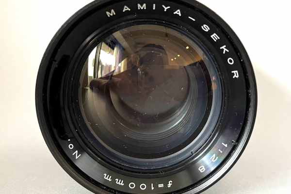 【レンズ買取】マミヤ MAMIYA-SEKOR 100mm F2.8 カビ・クモリ・ヘリコイド重いの査定価格