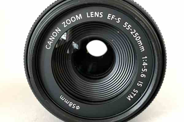 レンズ買取】キヤノン Canon ZOOM LENS EF-S 55-250mm F4-5.6 IS STM 美品の査定価格 – オールドレンズ修理屋