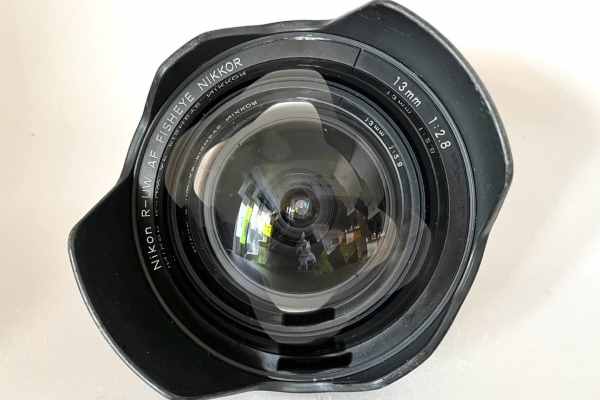 【レンズ買取】ニコン Nikon R-UW AF FISHEYE NIKKOR 13mm F2.8 水中用 フィッシュアイレンズ カビ・傷の査定価格