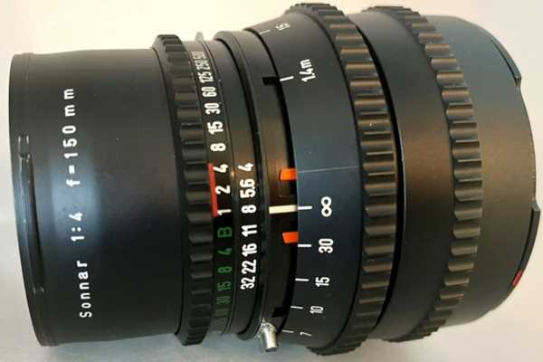 【レンズ買取】ハッセルブラッド Hasselblad Carl Zeiss C Sonnar 150mm f4 カビ・クモリの査定価格