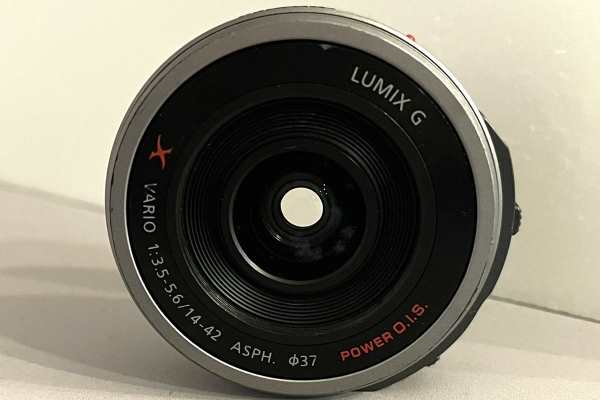 【レンズ買取】パナソニック Panasonic LUMIX G VARIO 14-42mm F3.5-5.6 H-PS14042 カビの査定価格