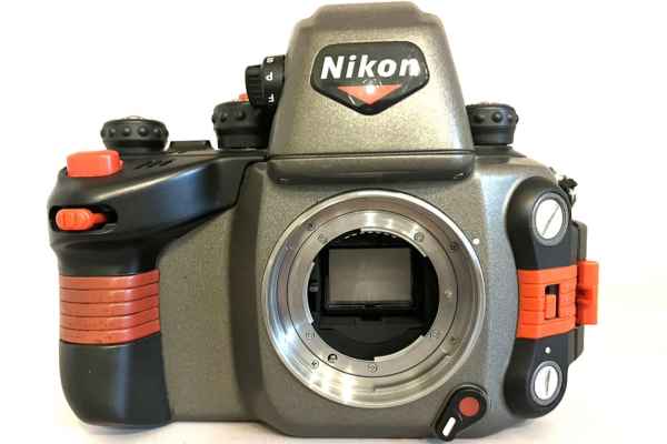 【カメラ買取】ニコン Nikon NIKONOS RS AF ボディ 並品の査定価格