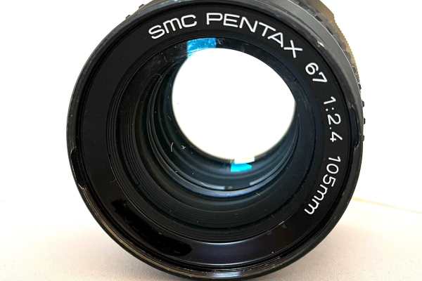 【レンズ買取】ペンタックス PENTAX smc pentax 67 105mm F2.4 Late model 点カビありの査定価格