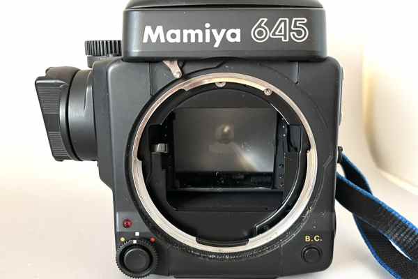 【カメラ買取】マミヤ Mamiya M645 Super Pro カビありの査定価格