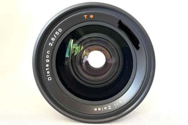 【レンズ買取】ハッセルブラッド Hasselblad Carl Zeiss Distagon 50mm F2.8 T シャッター不可・クモリの査定価格