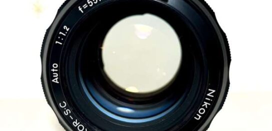 【レンズ買取】ニコン Nikon NIKKOR-S.C Auto 55mm F1.2 Non Ai 前玉カビありの査定価格