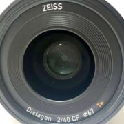 【レンズ買取】カールツァイス ZEISS Batis 40mm F2 CF Distagon T* レンズ割れの査定価格
