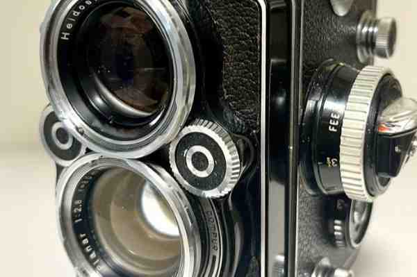 【カメラ買取】ローライフレックス ROLLEIFLEX DBP 2.8F DBGM planar 80mm ホワイトフェイス 二眼レフカメラ 美品の査定価格